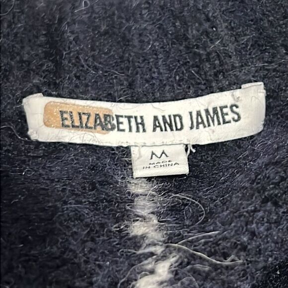 Elizabeth and James Oversized Sweater - Picture 7 of 8